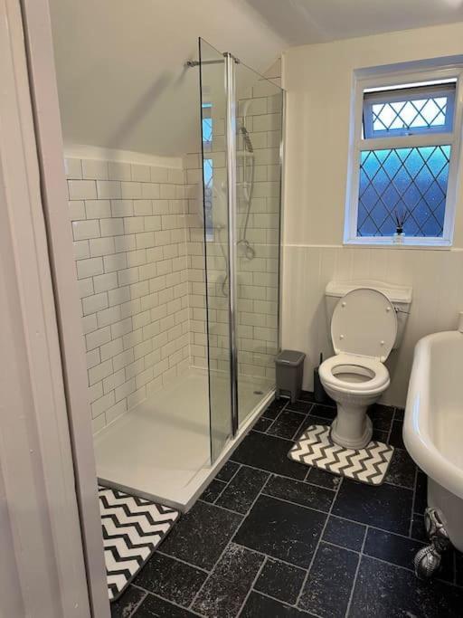 Spacious 4 Bedroom House Billericay Exterior photo